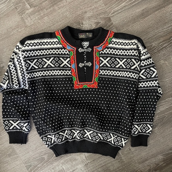 Nordstrikk Norway 100% Virgin Wool Nordic Sweater Men’s M Setesdal Pewter Clasps - Picture 7 of 7